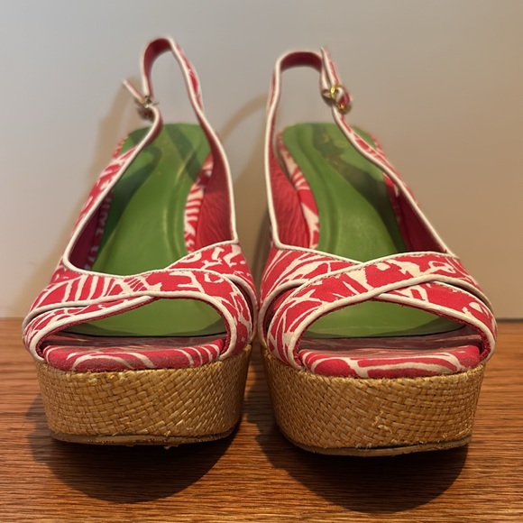 Lilly Pulitzer peep toe platform wedge slingback heels with gold tone buckles - Picture 3 of 16
